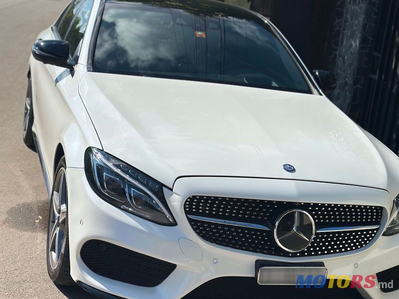 2016' Mercedes-Benz C-Class photo #1