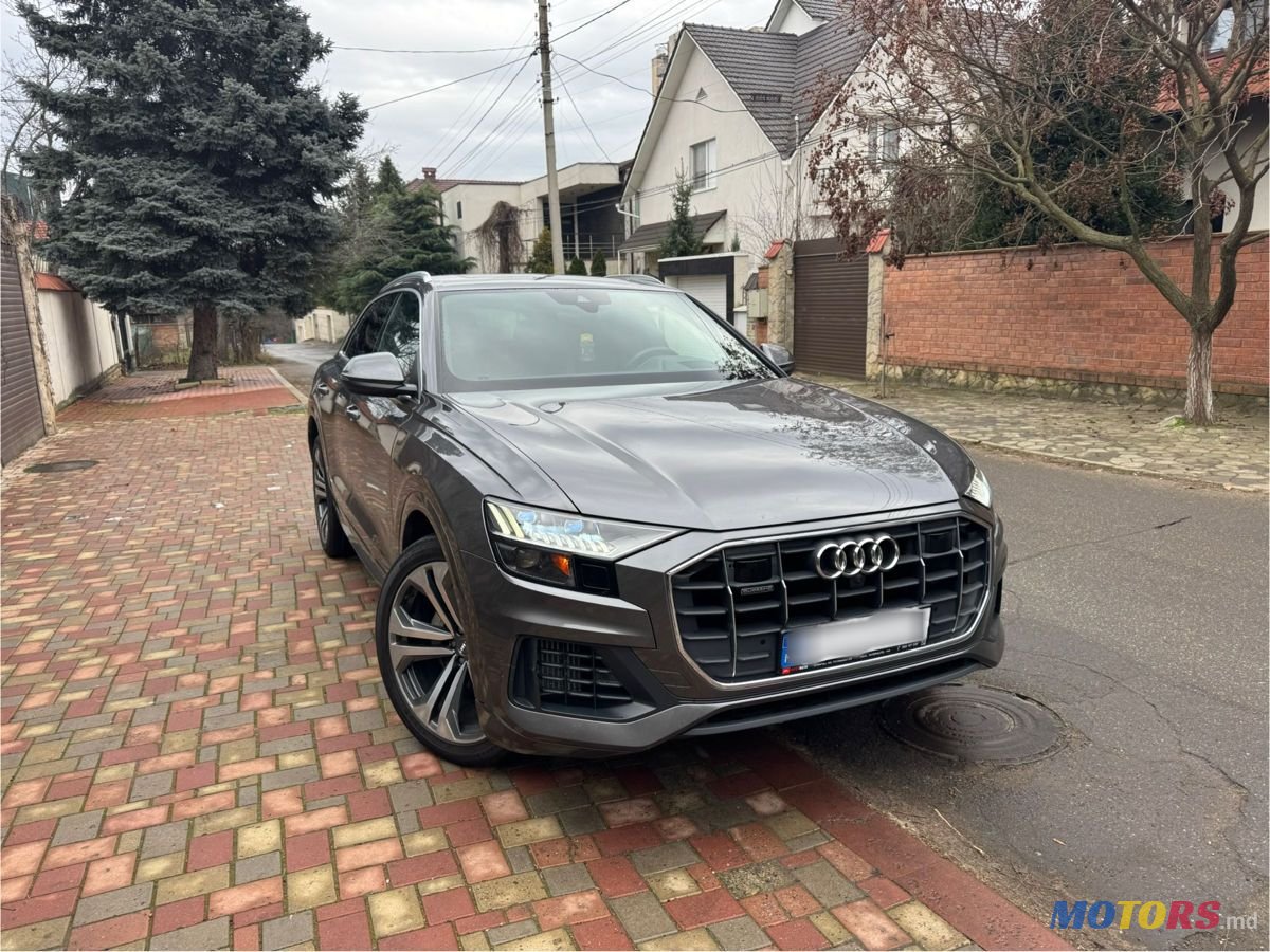 2019' Audi Q8 photo #2