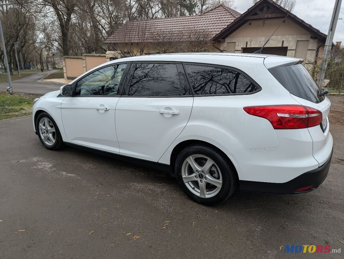 2016' Ford Focus photo #1