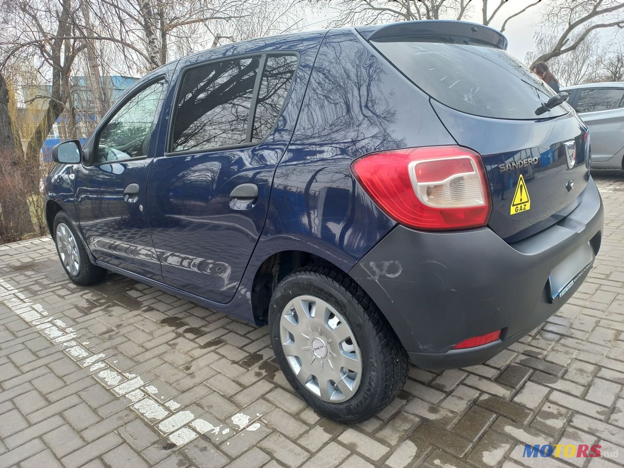 2014' Dacia Sandero photo #2