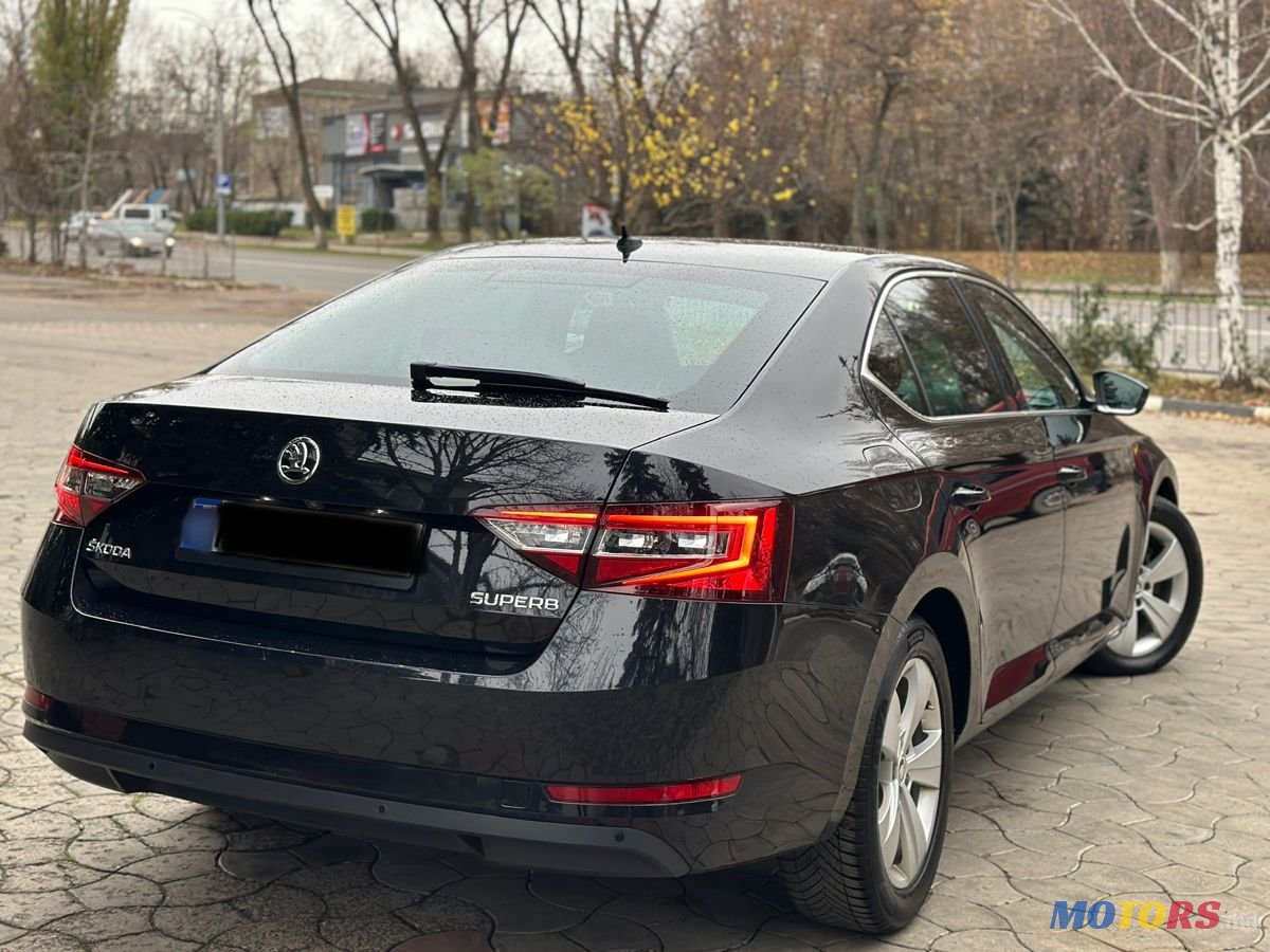 2019' Skoda Superb photo #6