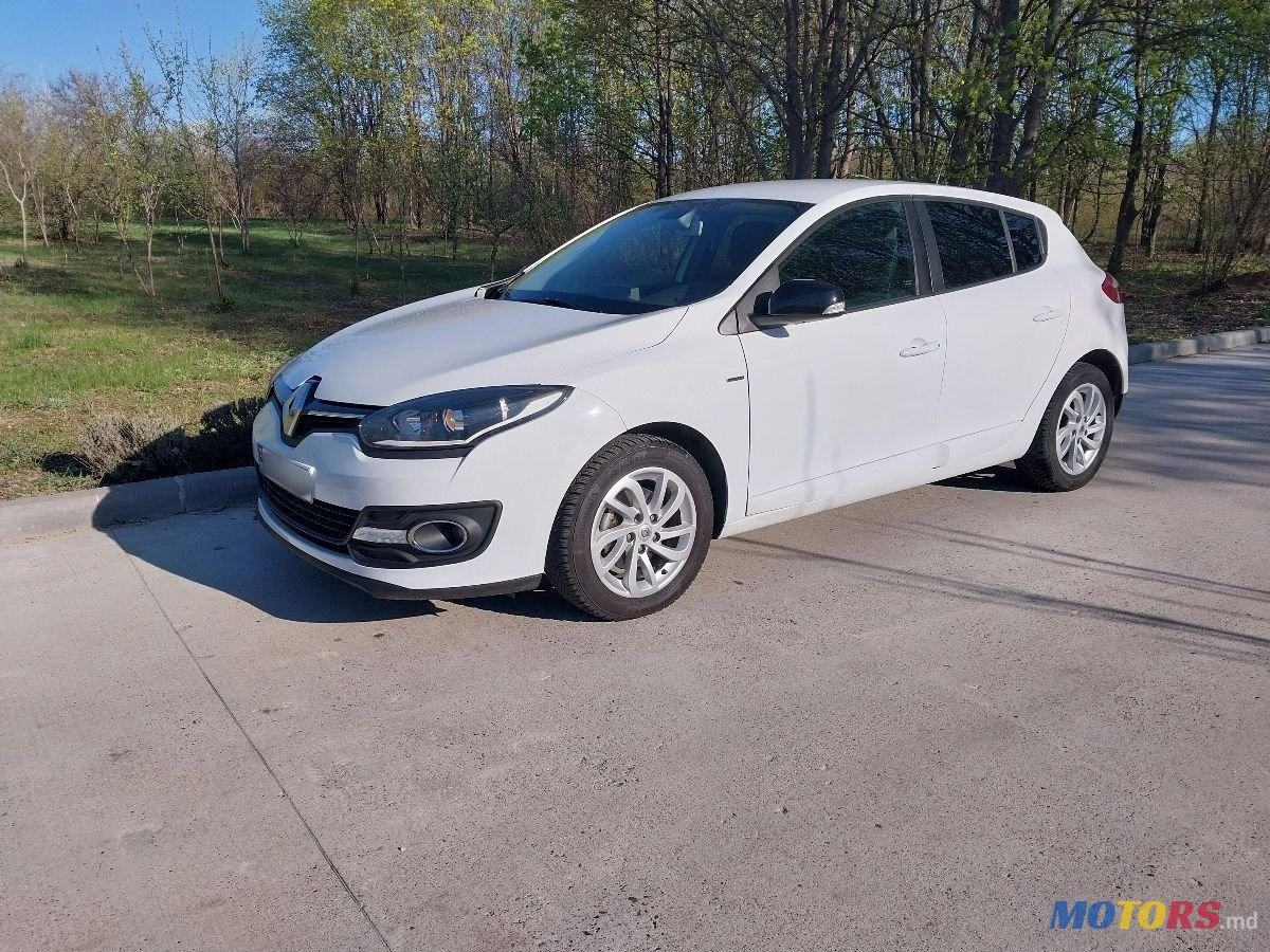 2014' Renault Megane photo #3