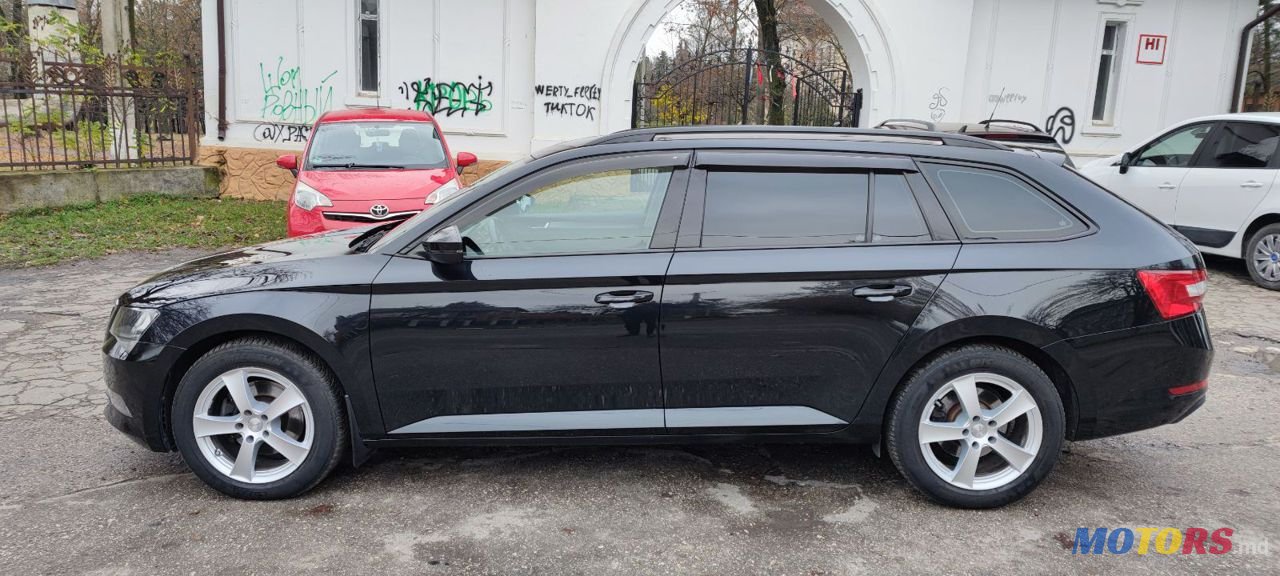 2016' Skoda Superb photo #4