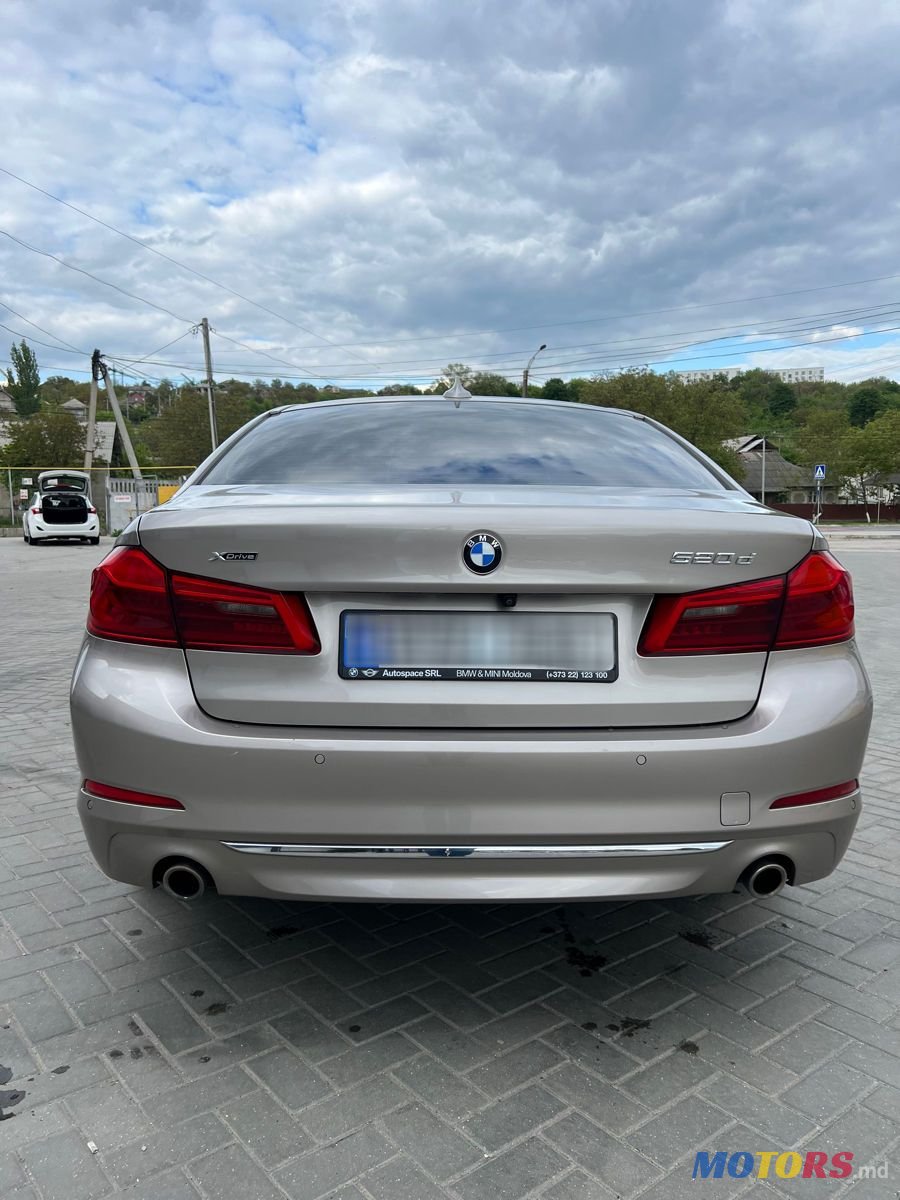 2019' BMW 5 Series photo #5