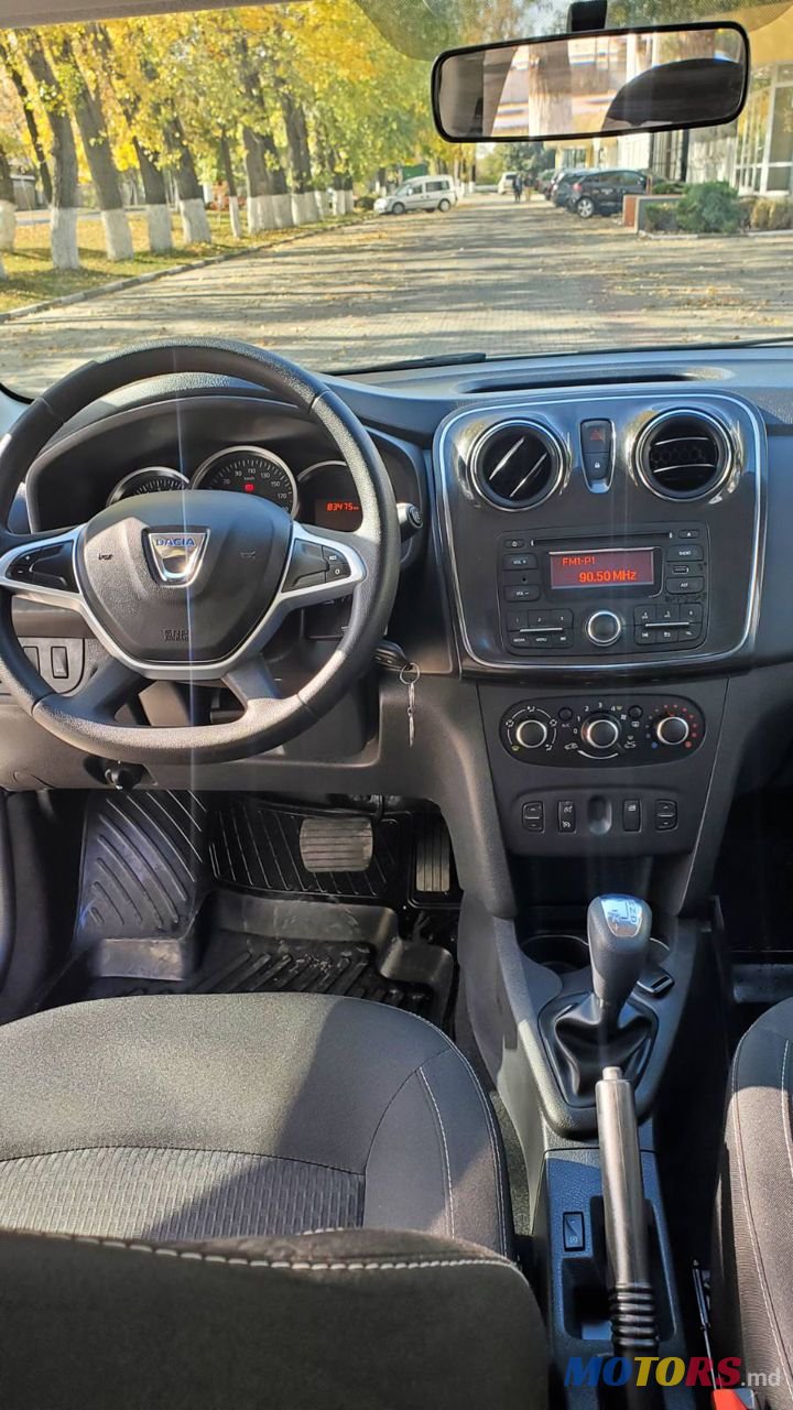 2017' Dacia Sandero photo #6