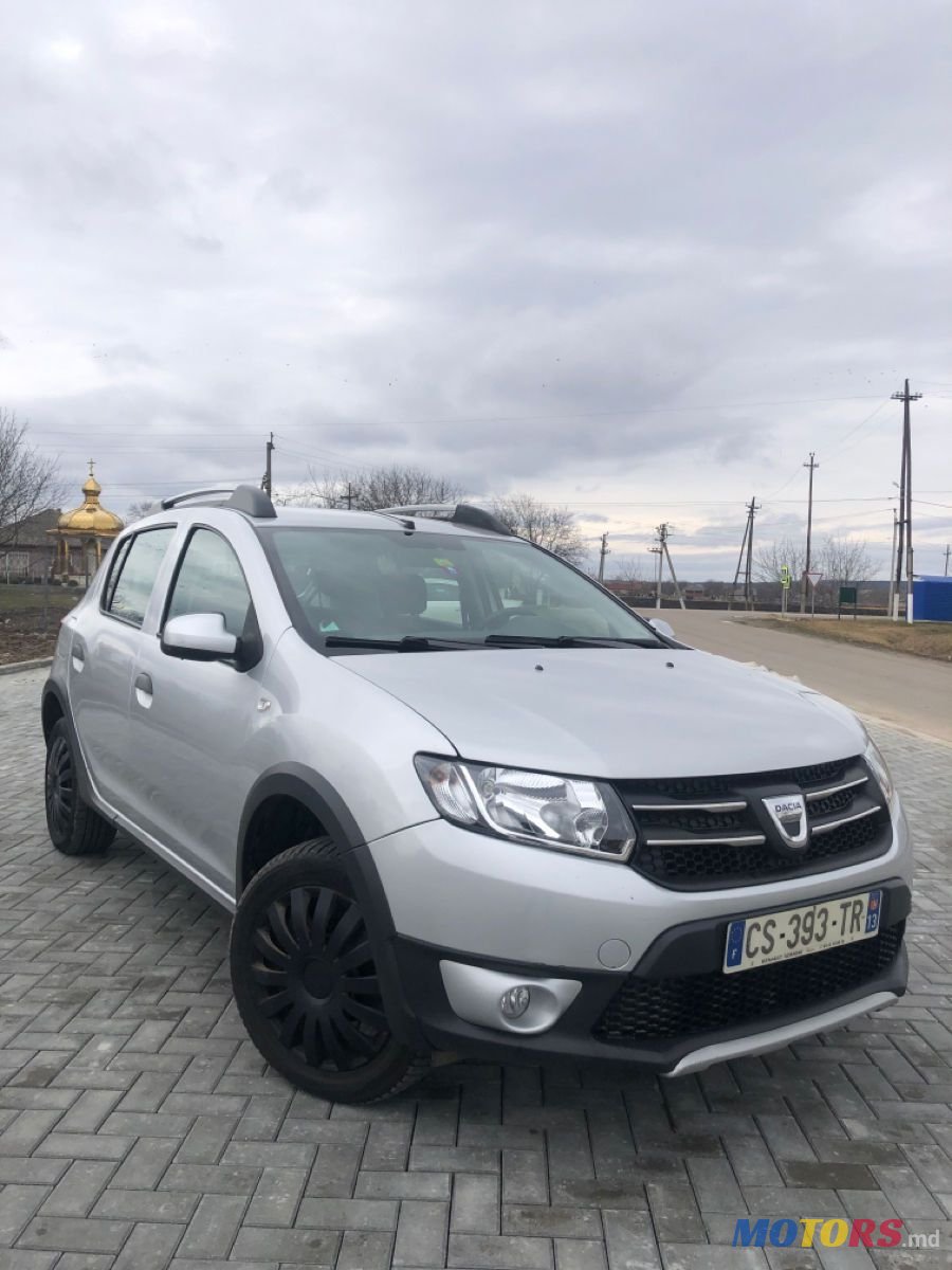 2013' Dacia Sandero Stepway photo #1