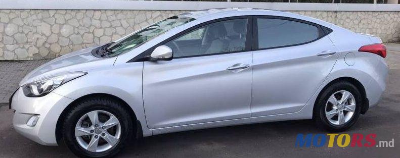 2013' Hyundai Elantra photo #1