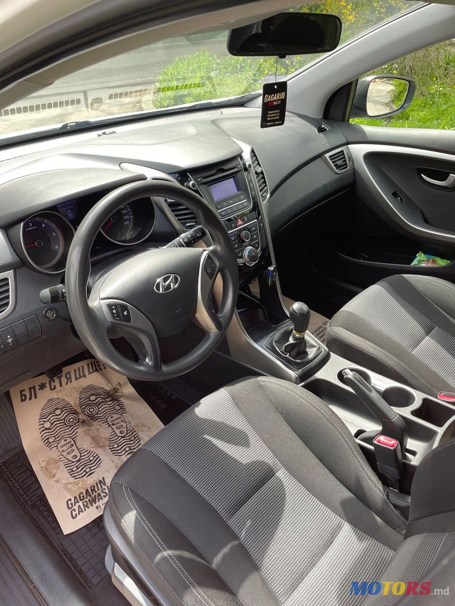 2013' Hyundai i30 photo #5