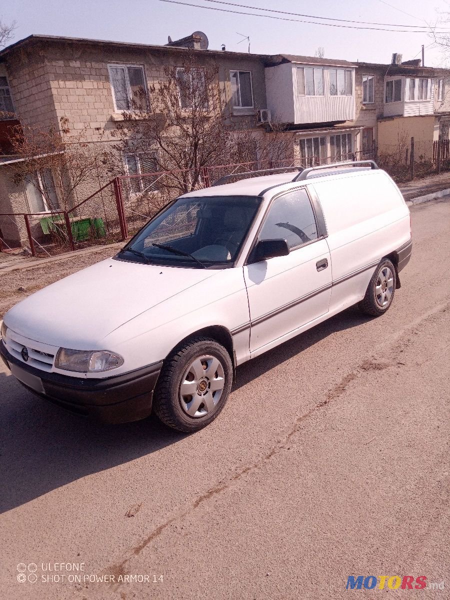 1993' Opel Astra photo #1