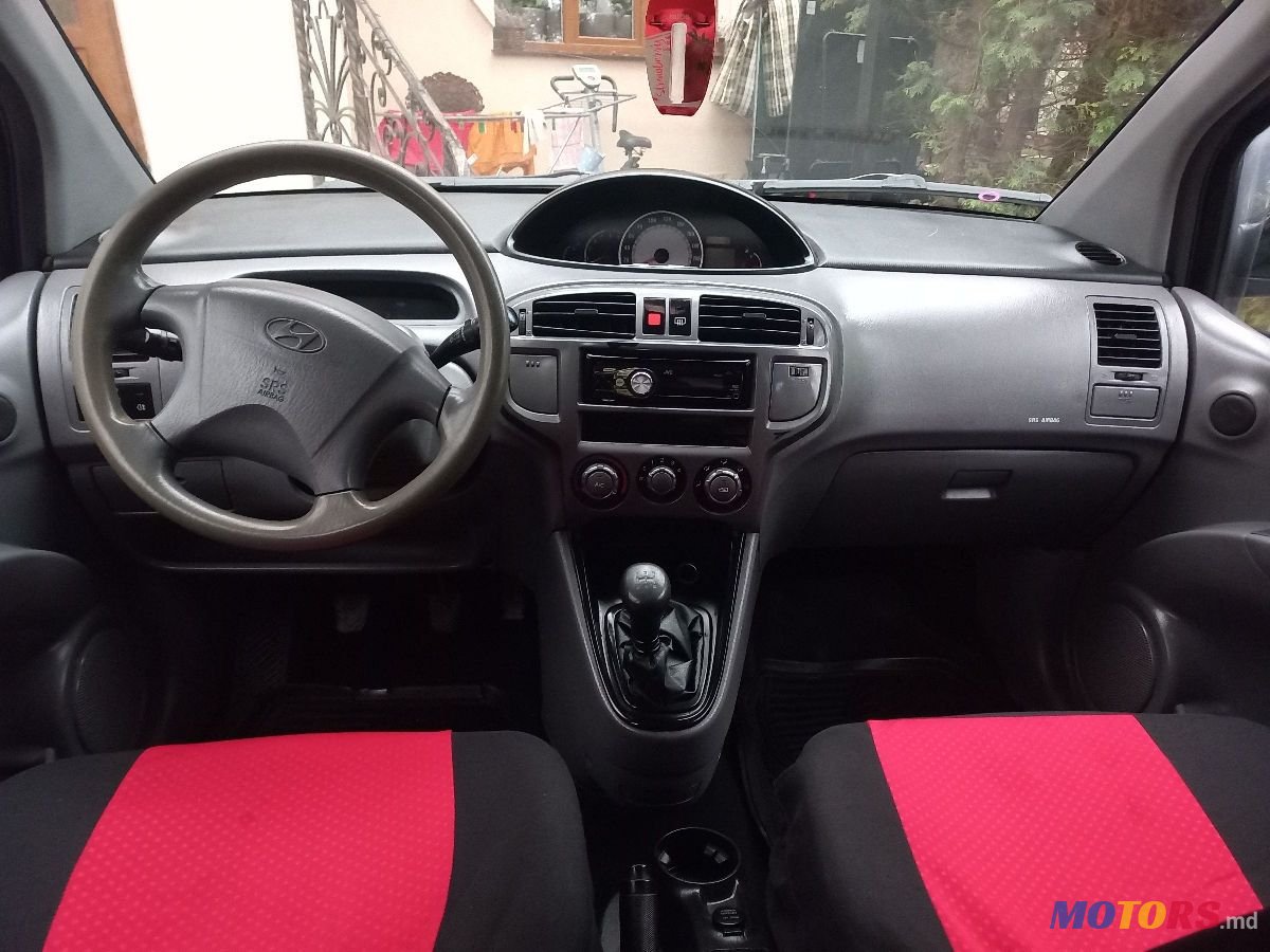 2004' Hyundai Matrix photo #4