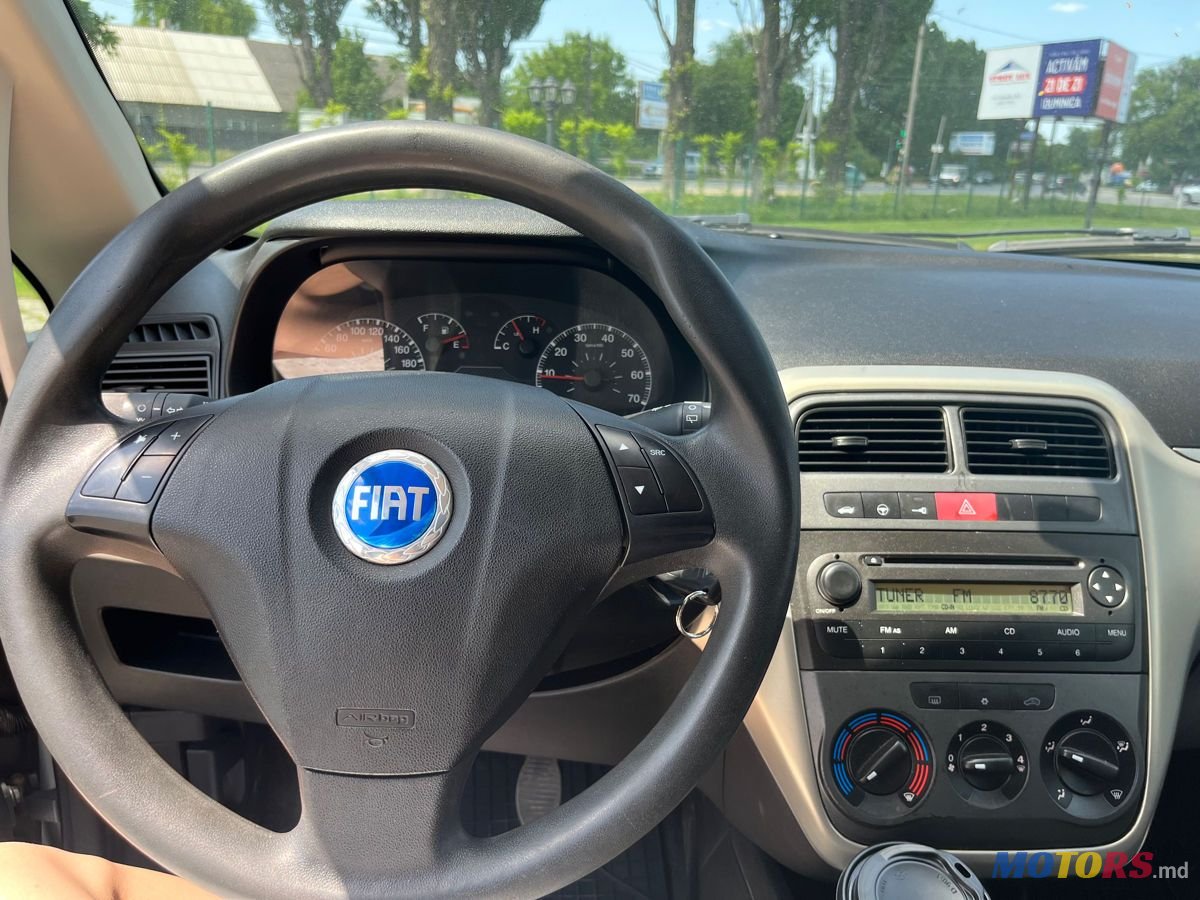 2007' Fiat Punto photo #3