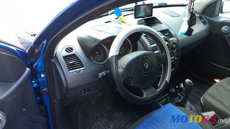 2004' Renault Megane photo #4