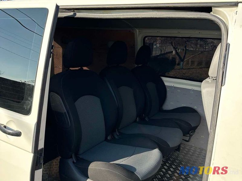 2007' Volkswagen Transporter photo #6