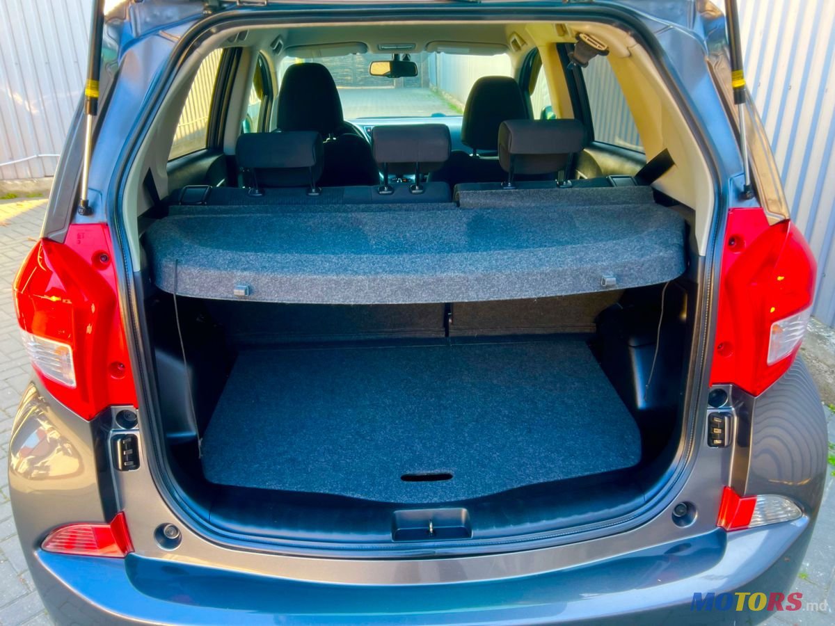 2013' Subaru Trezia photo #3