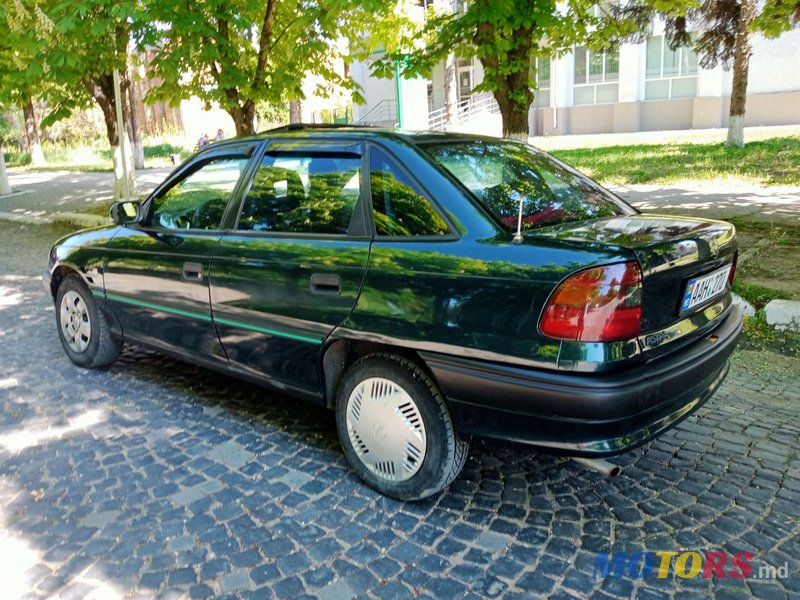 1994' Opel Astra photo #3