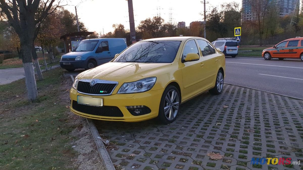 2012' Skoda Octavia Rs photo #2