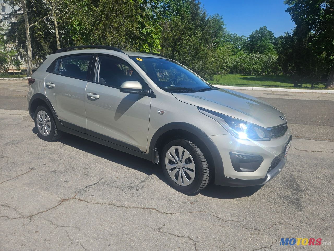 2020' Kia Rio X-Line photo #4