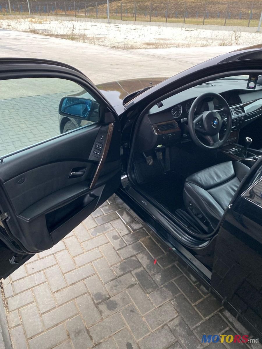 2006' BMW 5 Series photo #6