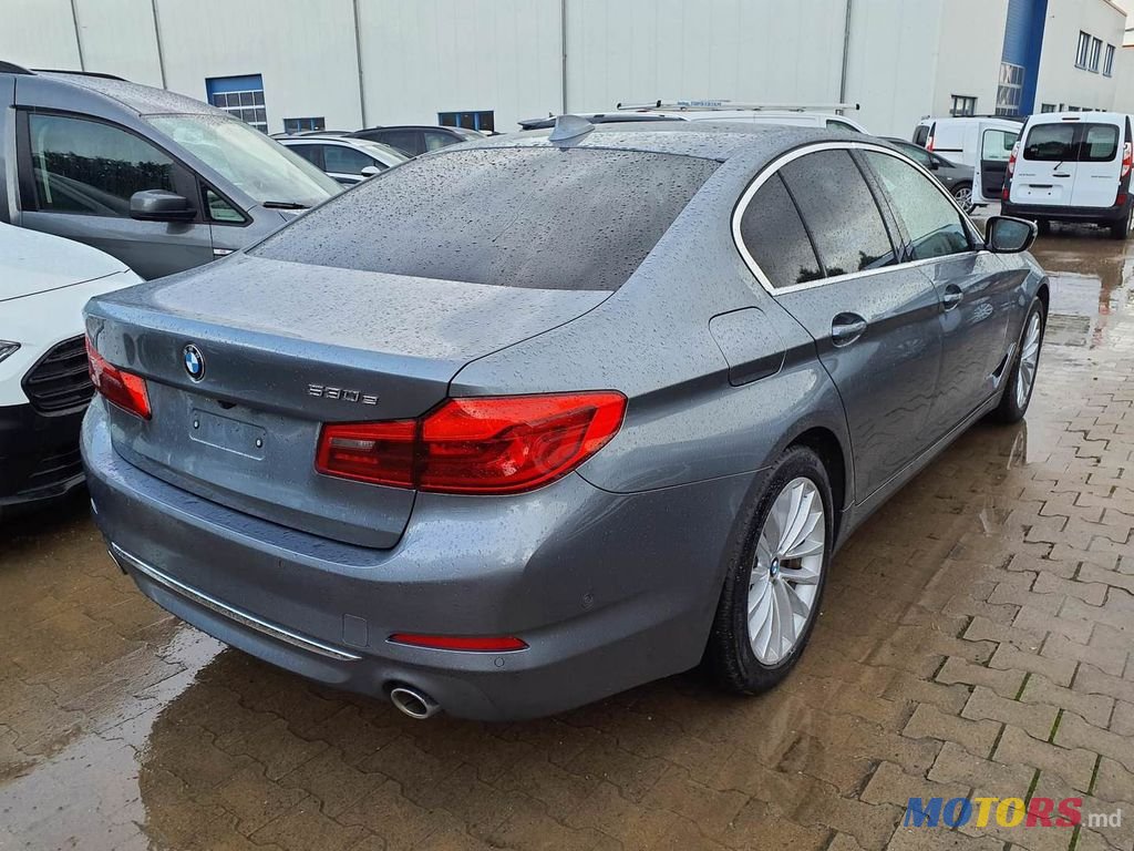2019' BMW 5 Series photo #4