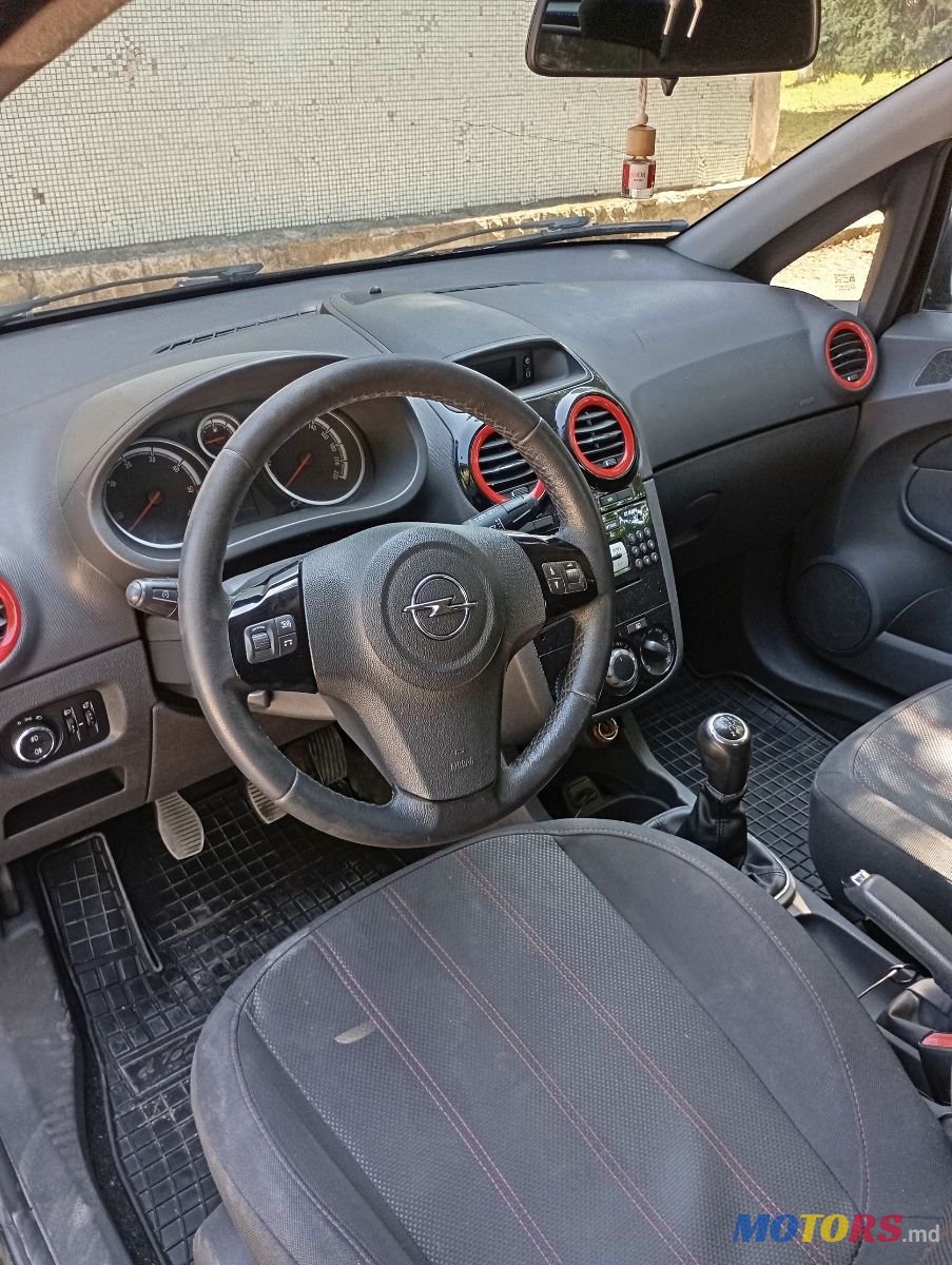 2011' Opel Corsa photo #6