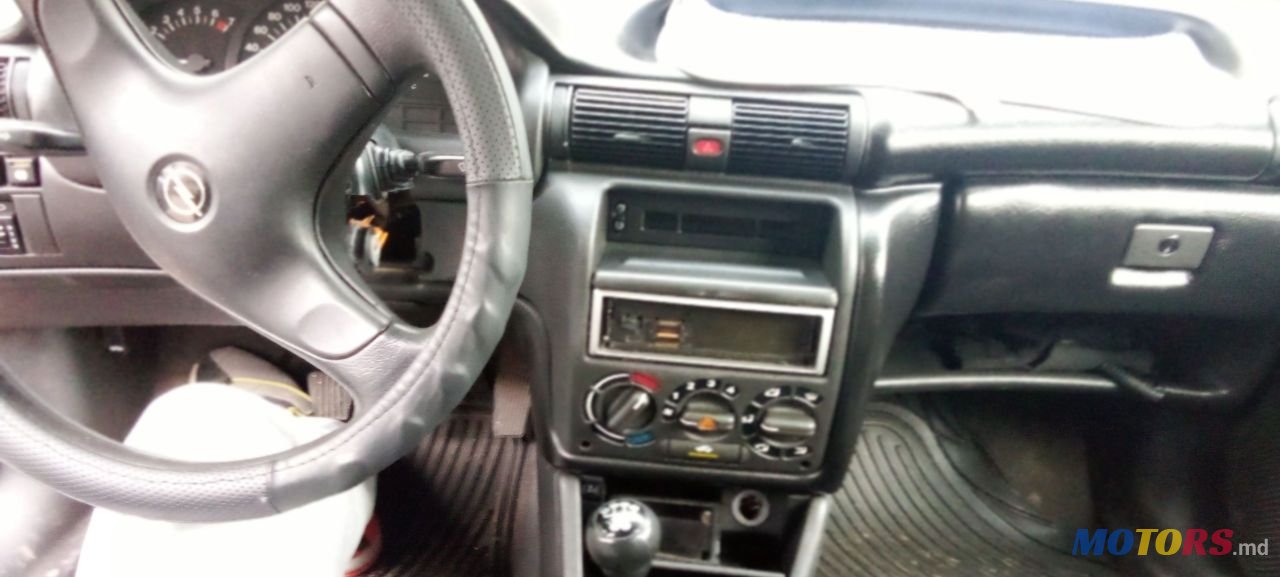 1995' Opel Astra photo #2
