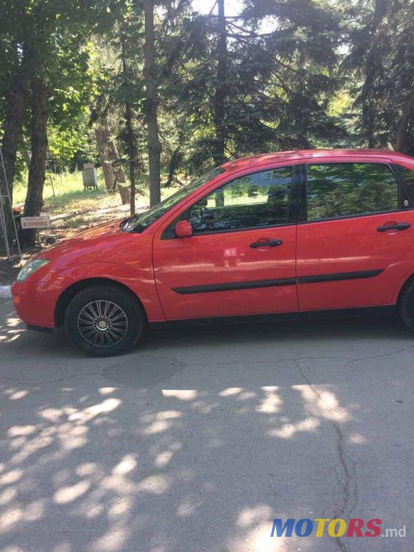 2000' Ford Focus photo #2