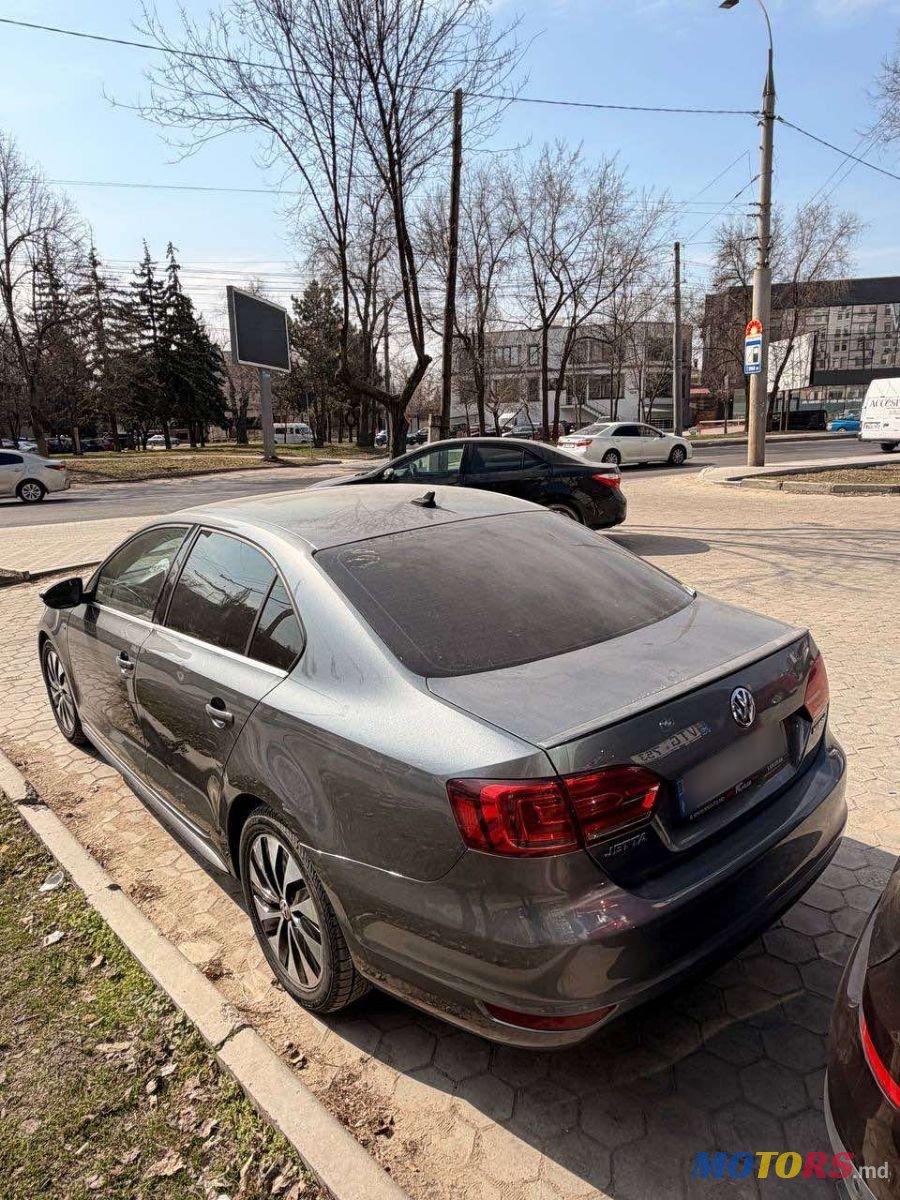 2013' Volkswagen Jetta photo #5