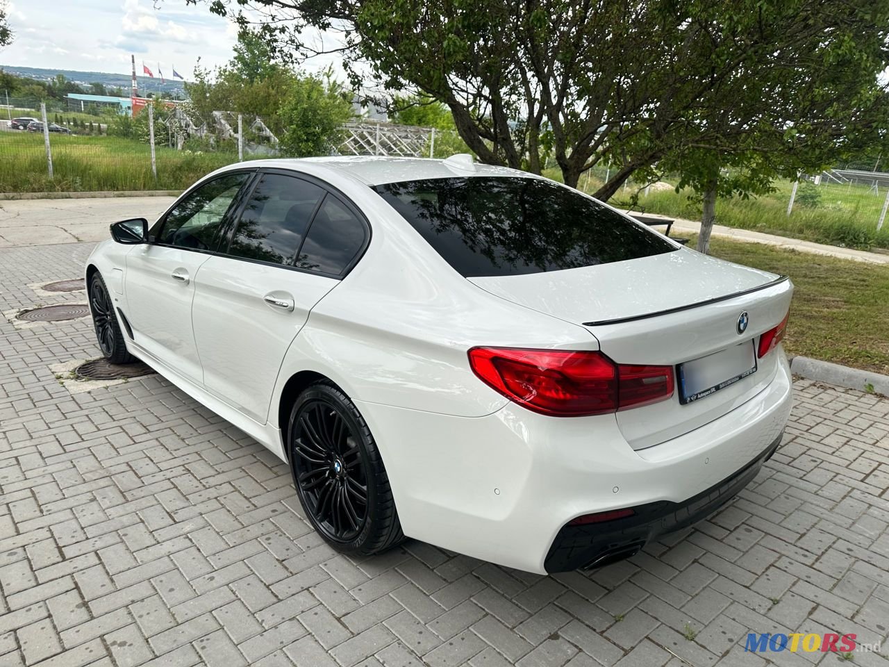 2018' BMW 5 Series photo #4