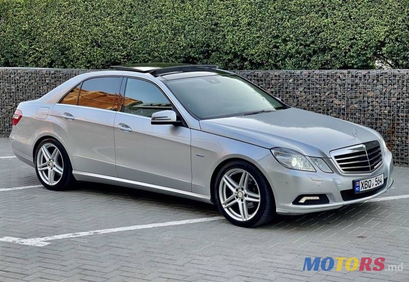 2010' Mercedes-Benz E photo #4