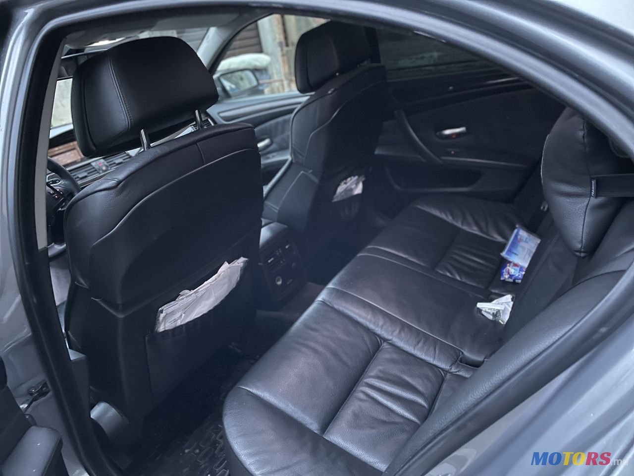 2008' BMW 5 Series photo #2