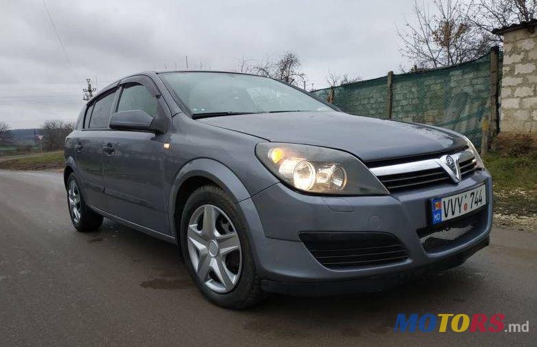 2005' Opel Astra photo #3