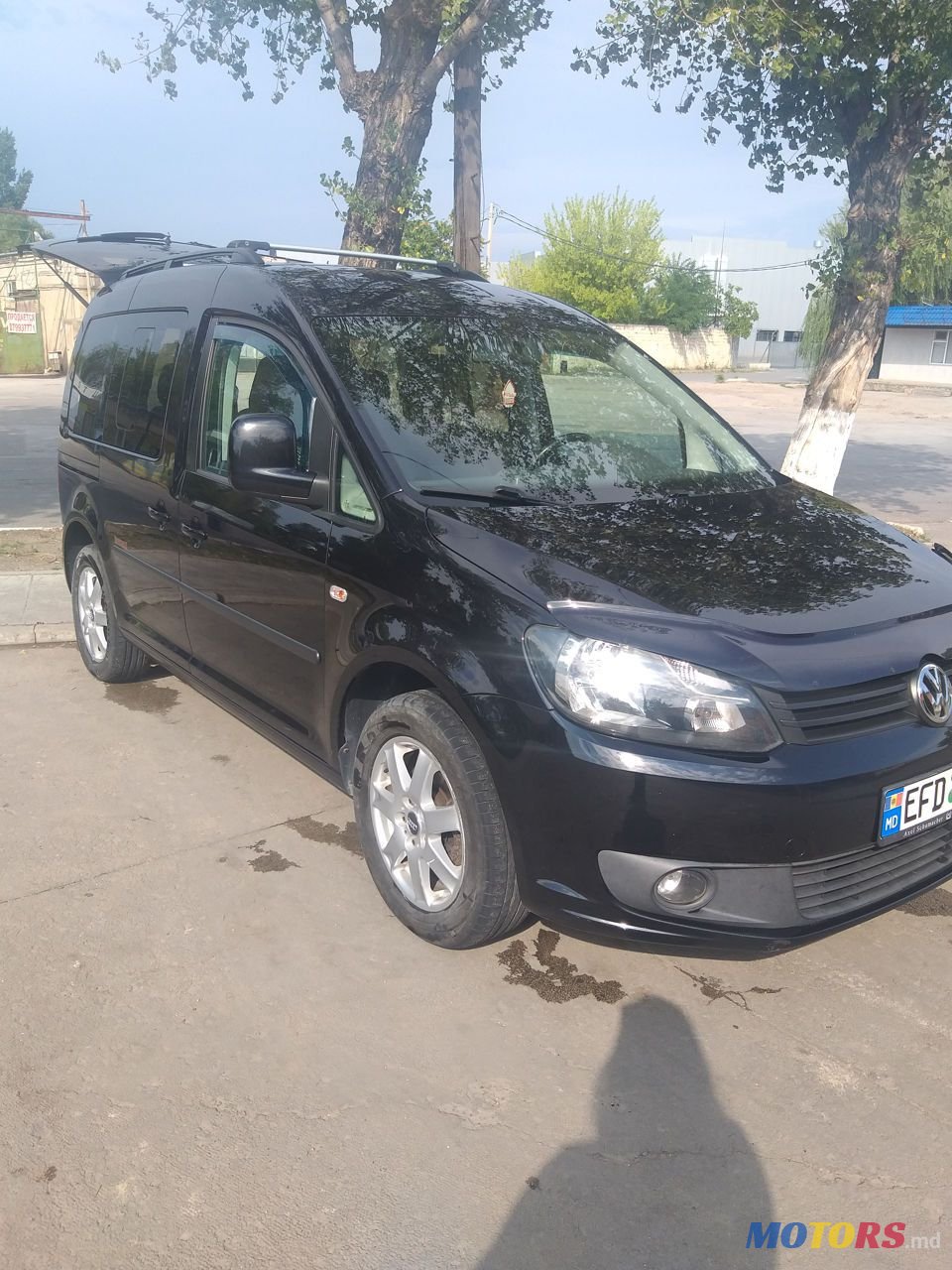 2010' Volkswagen Caddy photo #2