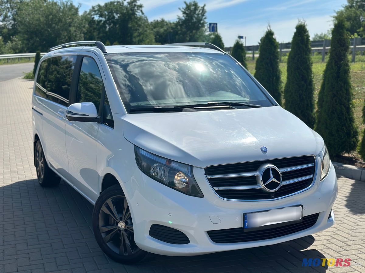 2017' Mercedes-Benz V Класс photo #1
