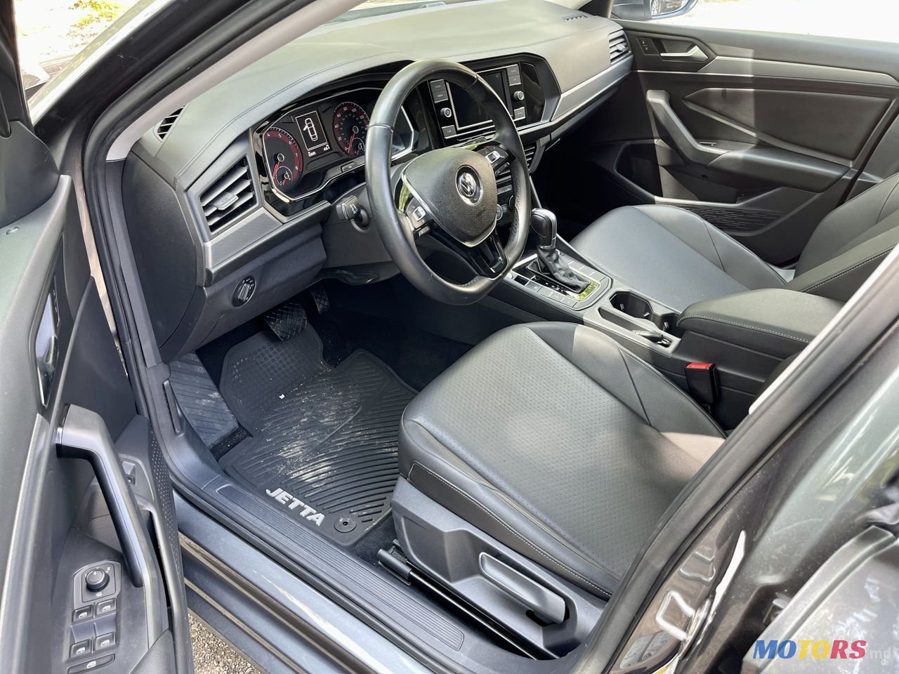 2019' Volkswagen Jetta photo #5