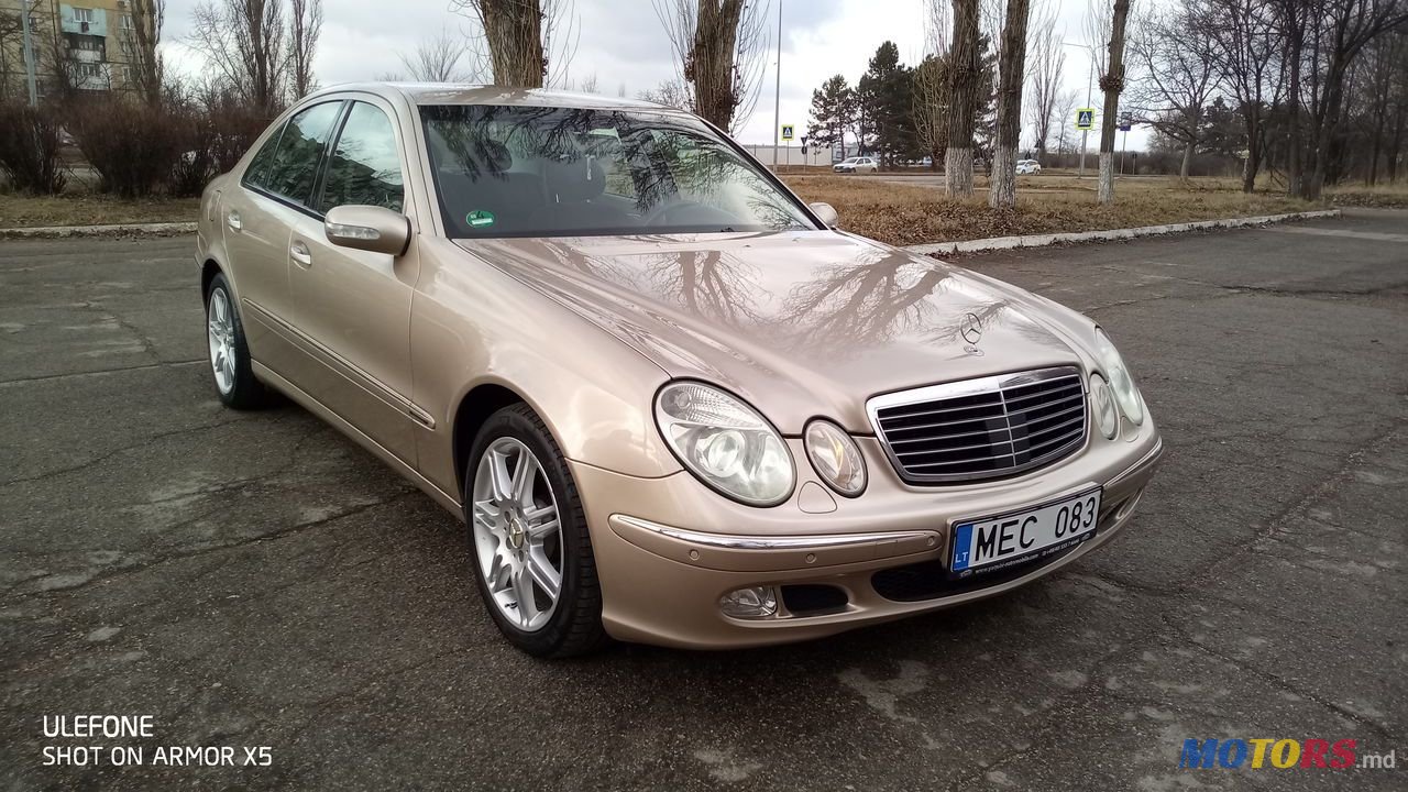 2003' Mercedes-Benz E Класс photo #2