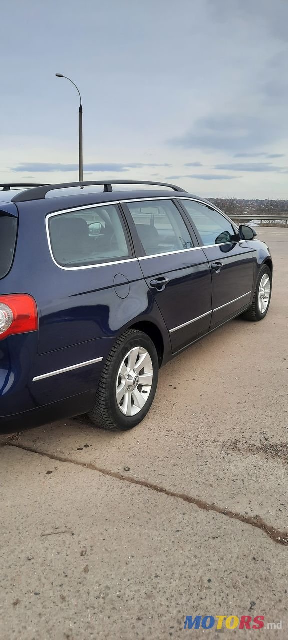 2006' Volkswagen Passat photo #3