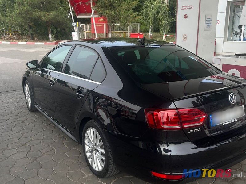 2013' Volkswagen Jetta photo #3