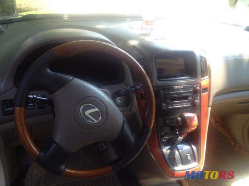 2001' Lexus RX 300 photo #4