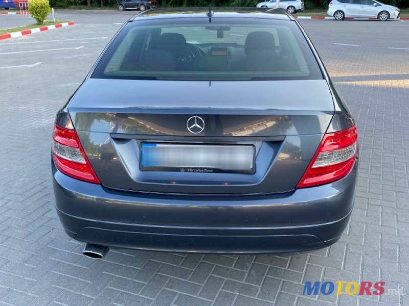2009' Mercedes-Benz C-Class photo #3