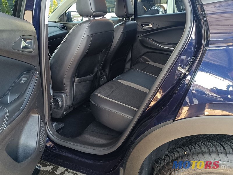 2019' Opel Grandland X photo #6