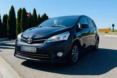 2014' Toyota Verso