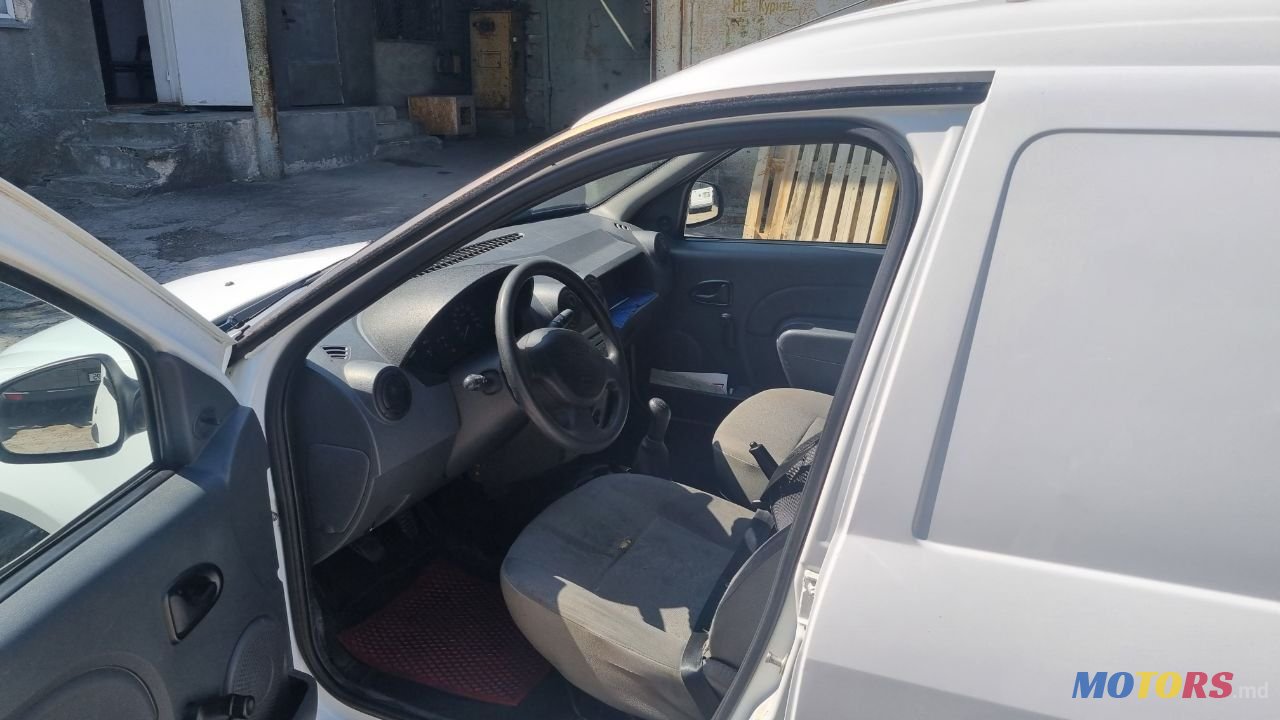 2011' Dacia Logan Van photo #4