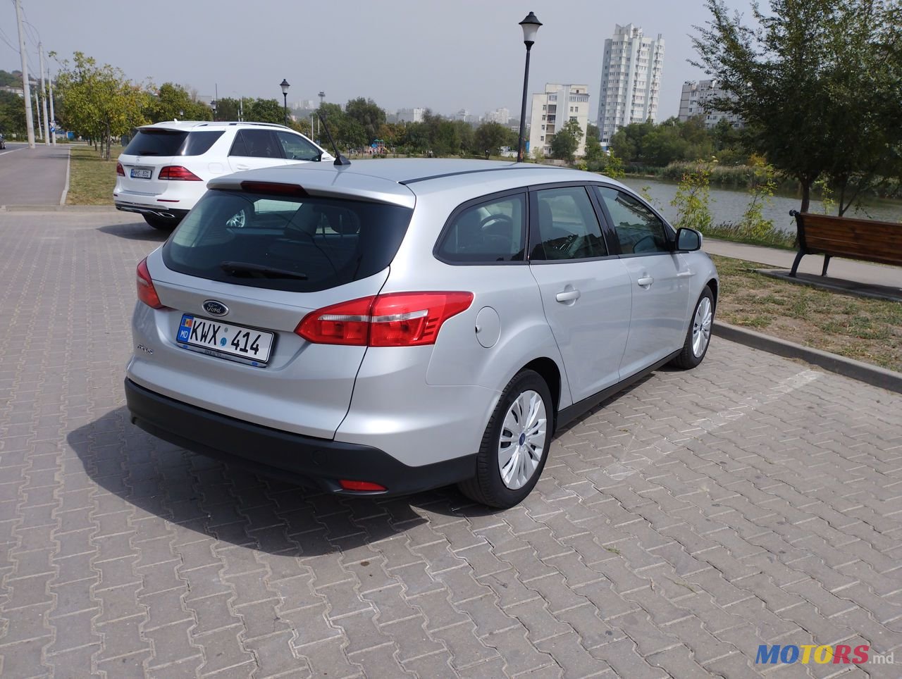 2017' Ford Focus photo #4