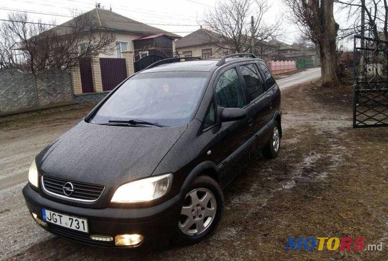 2001' Opel Zafira photo #1