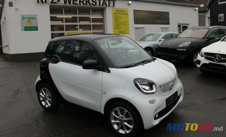 2015' Smart Fortwo photo #1