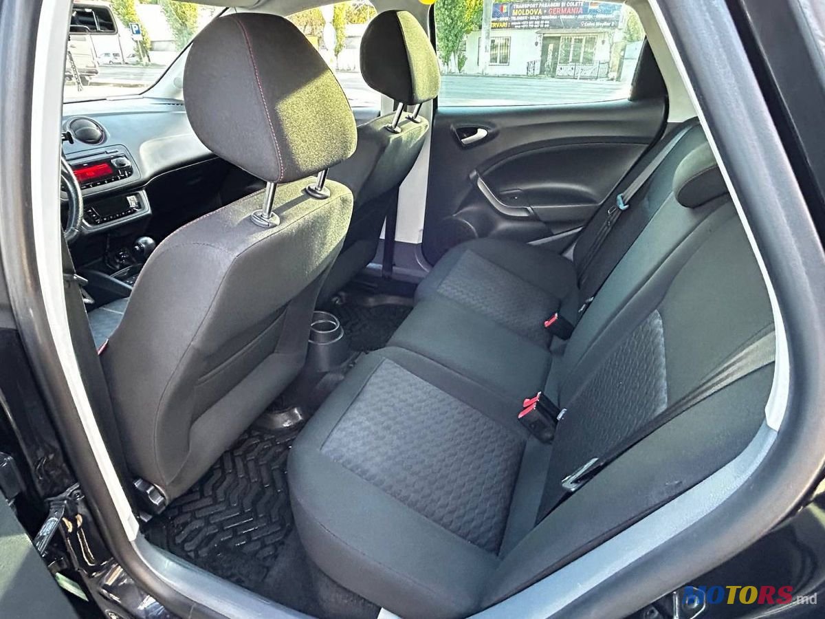 2010' SEAT Ibiza photo #5