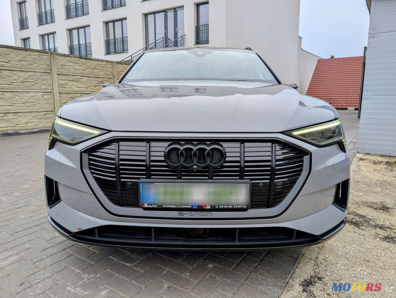 2018' Audi e-tron Sportback photo #4