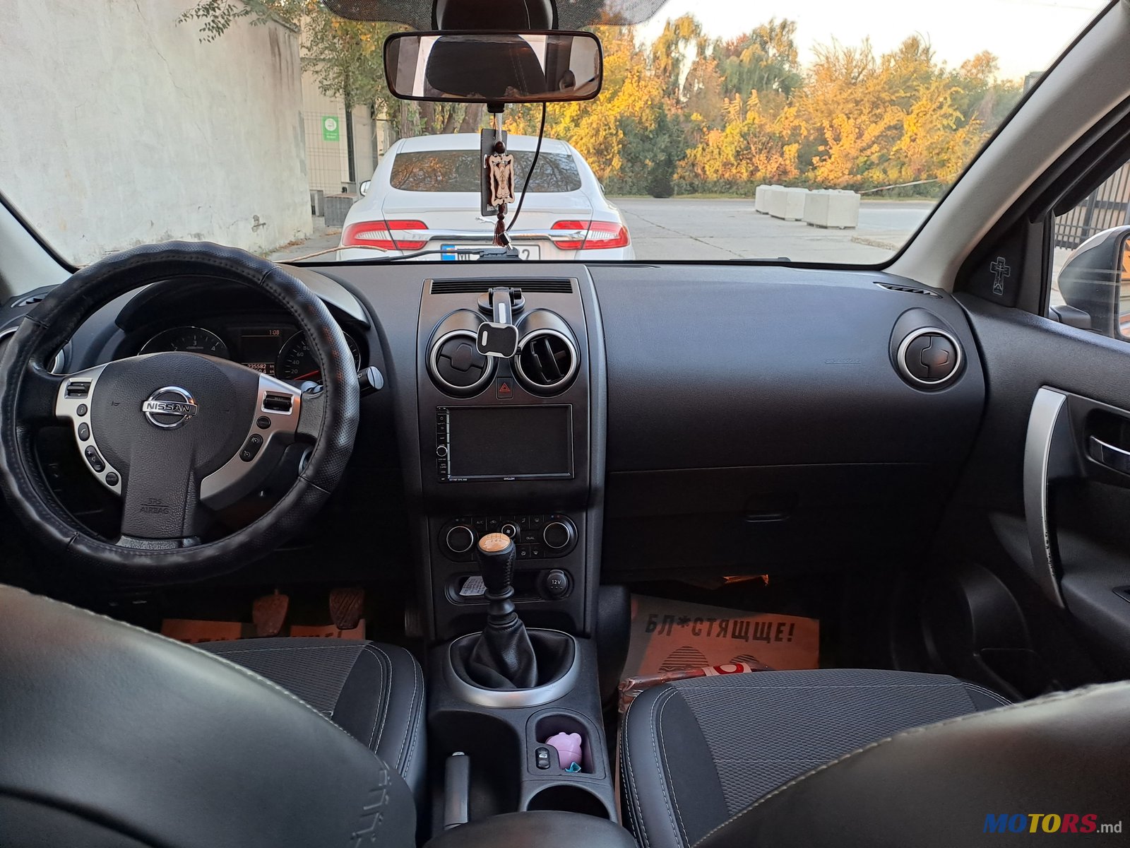 2011' Nissan Qashqai+2 photo #1