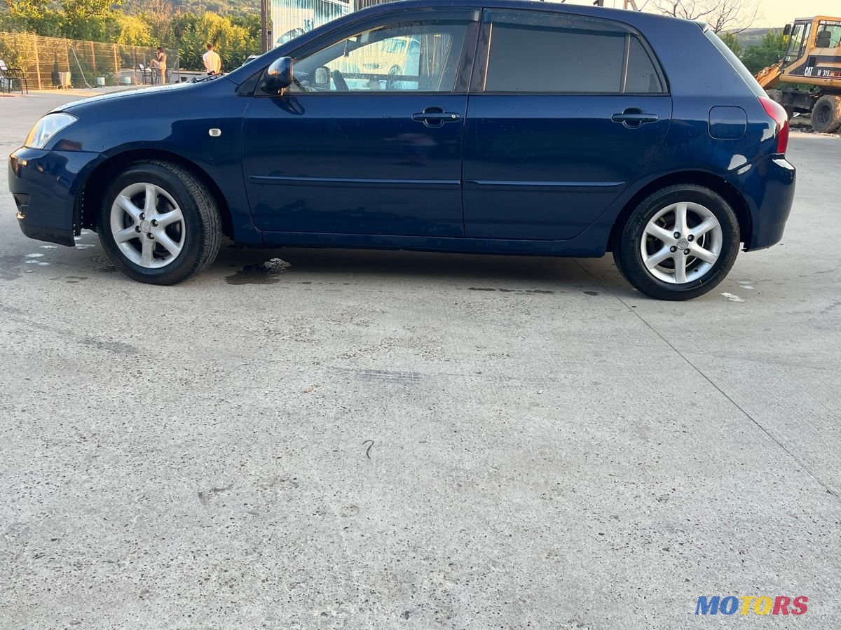 2005' Toyota Corolla photo #1