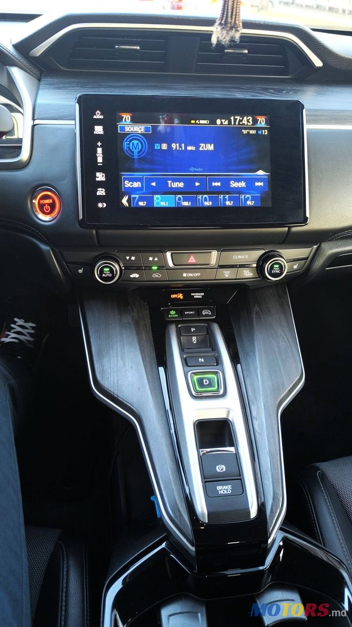 2018' Honda Clarity photo #5